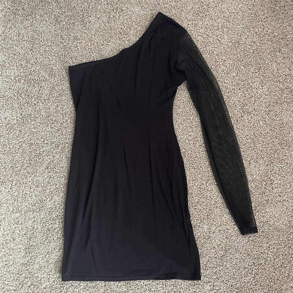Black Asymmetric One Sleeve Mesh Mini Dress. Like New. US 4